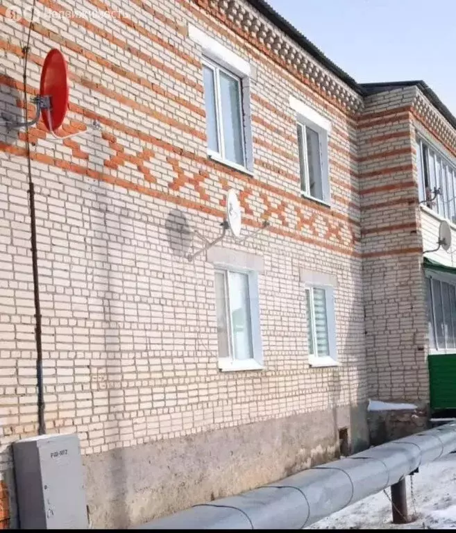 2-комнатная квартира: село Кызылбай, улица Газовик, 2 (47.5 м) - Фото 1