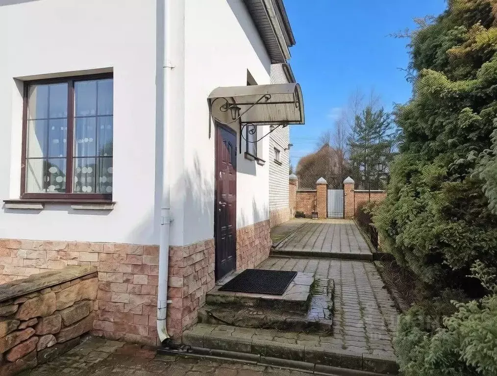 Дом в Псковская область, Остров ул. Энтузиастов, 12 (305 м) - Фото 2