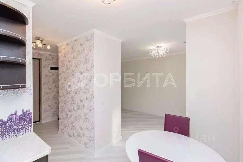 Студия Тюменская область, Тюмень ул. 50 лет Октября, 57Бк2 (31.4 м) - Фото 2