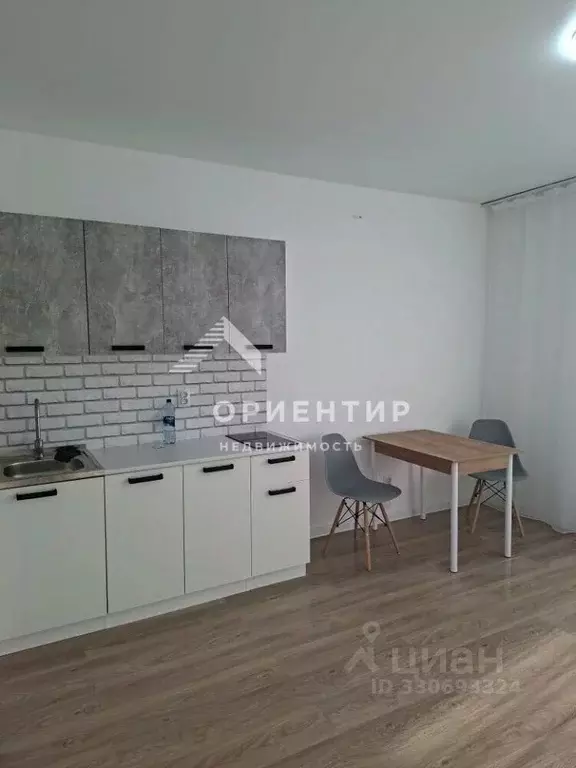 Студия Свердловская область, Екатеринбург ул. Учителей, 33/1 (21.2 м) - Фото 1