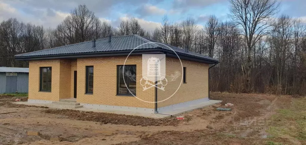 Дом в Калужская область, Малоярославецкий муниципальный округ, ... - Фото 1