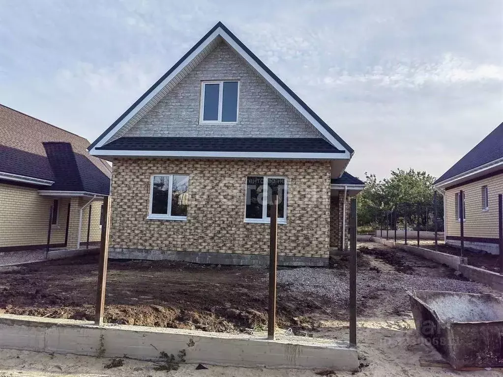 Дом в Волгоградская область, Волгоград ул. Джамбула Джабаева, 4/50 ... - Фото 2