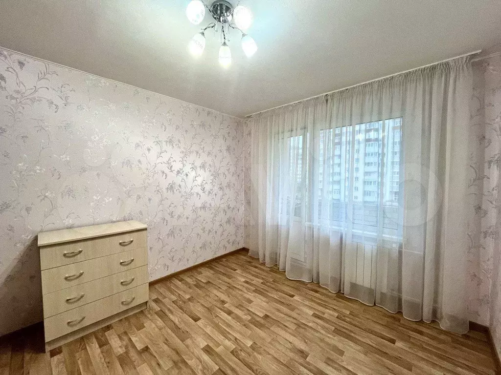 1-к. квартира, 28 м, 4/10 эт. - Фото 1