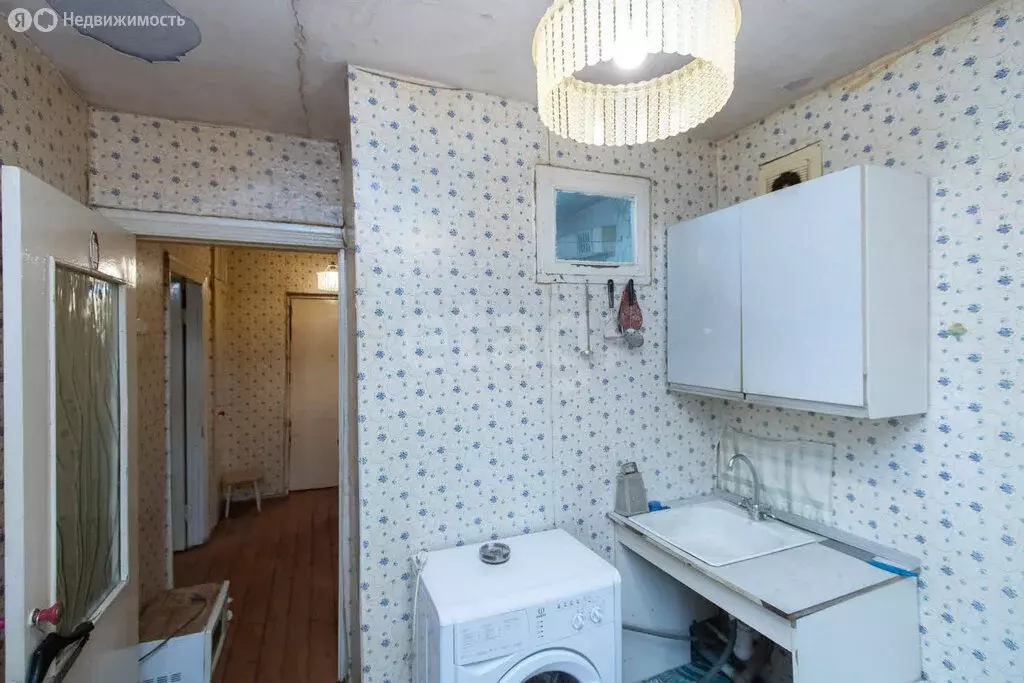 2-комнатная квартира: Тюмень, улица Республики, 213 (43.3 м) - Фото 1