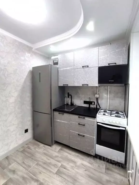 2-к кв. Омская область, Омск ул. 17-я Рабочая, 99 (43.0 м) - Фото 1