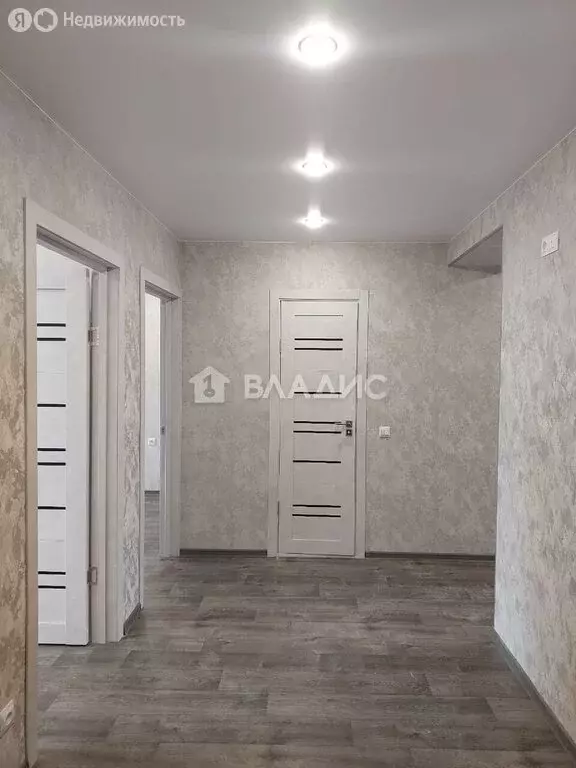 2-комнатная квартира: село Чигири, улица Василенко, 5/3 (48.8 м) - Фото 2