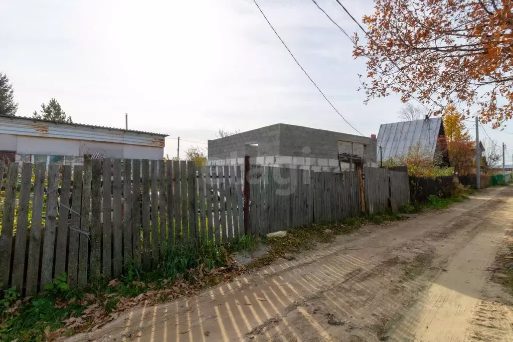 Дом в Тюменская область, Тюмень Электрон СНТ, ул. Малиновая (60 м) - Фото 1