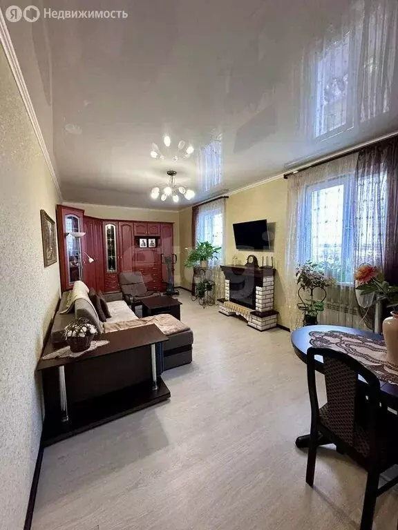 3-комнатная квартира: Тверь, улица Паши Савельевой, 54 (99 м) - Фото 1