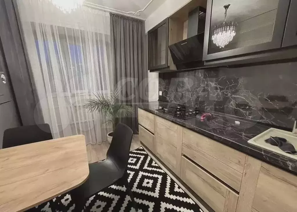 3-к. квартира, 75 м, 4/9 эт. - Фото 0