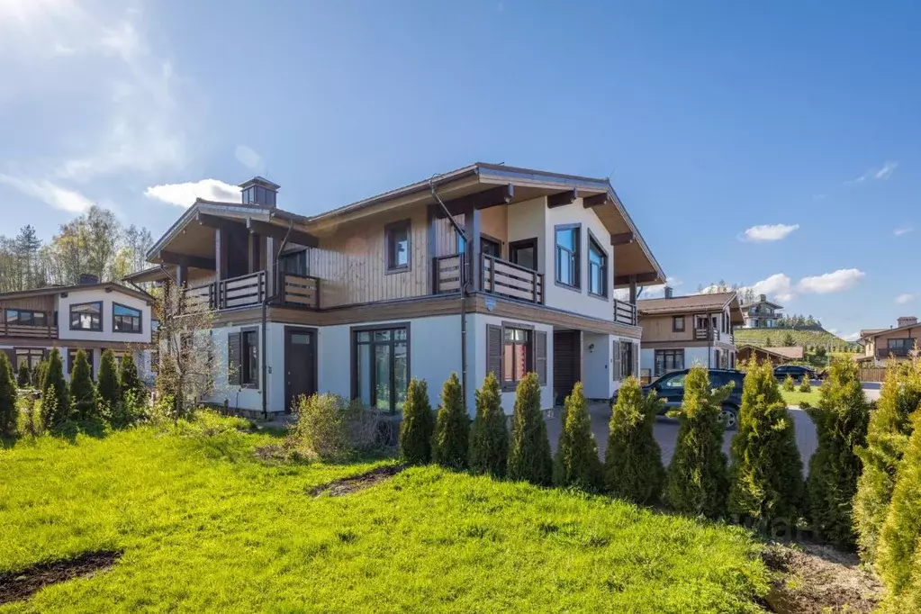 Таунхаус в Ленинградская область, Всеволожский район, Бугровское ... - Фото 1