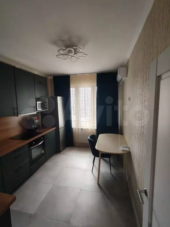 2-к. квартира, 50 м, 12/27 эт. - Фото 1