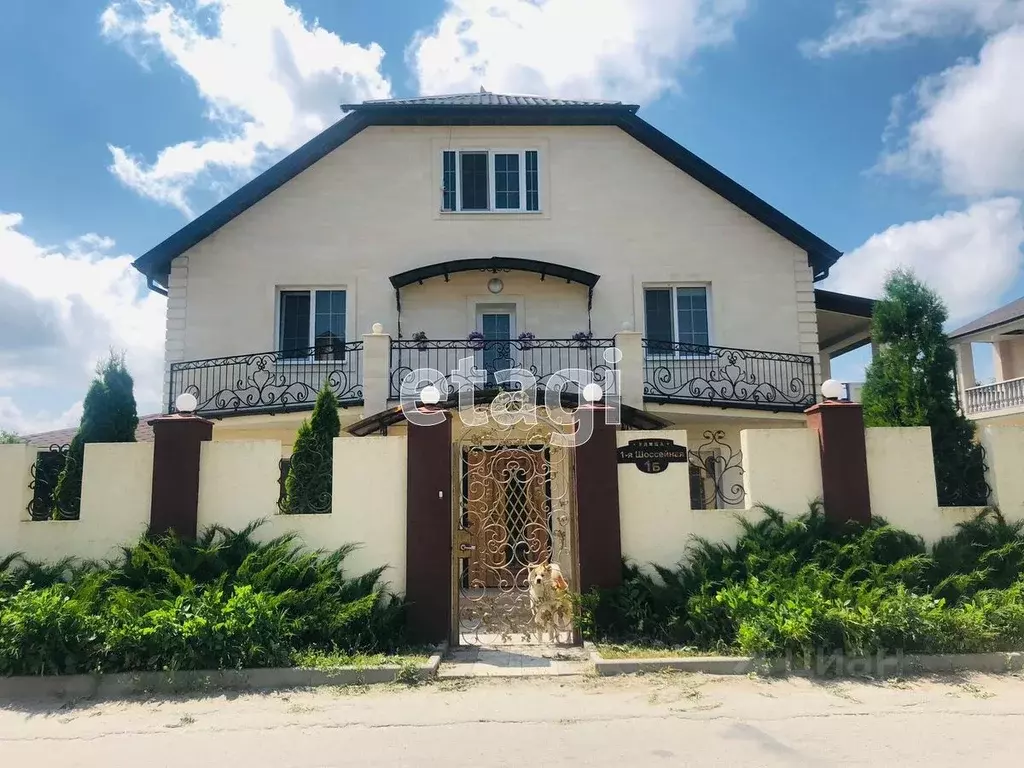 Дом в Белгородская область, Белгород ул. 1-я Шоссейная, 1Б (323 м) - Фото 0