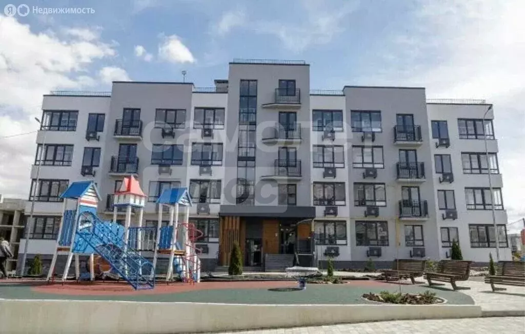 1-комнатная квартира: Мирное, улица Славы, 5 (43 м) - Фото 2