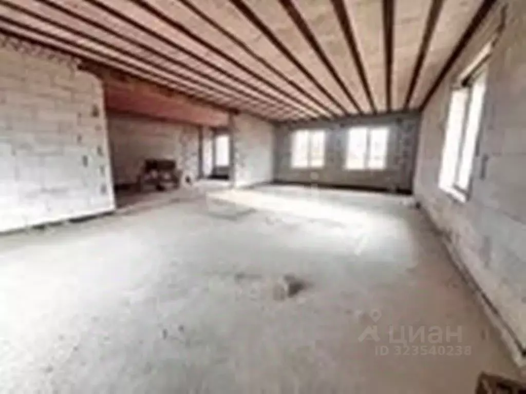 Дом в Липецкая область, Грязинский район, Кузовский сельсовет, д. ... - Фото 1