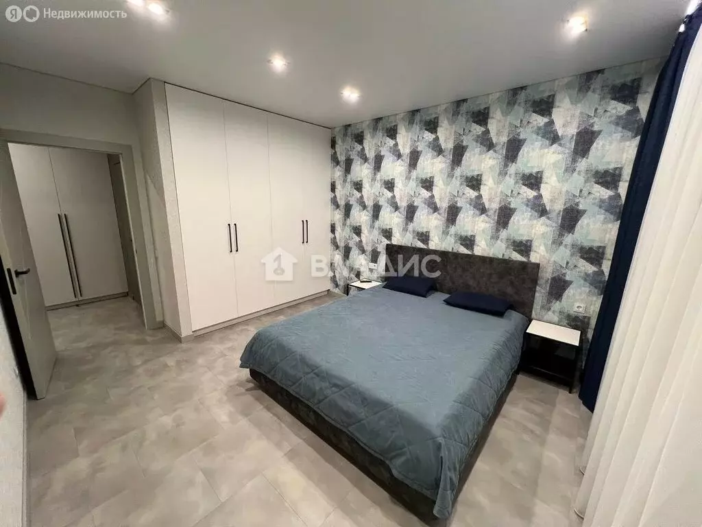 3-комнатная квартира: Калининград, Елизаветинская улица, 3 (86.77 м) - Фото 0