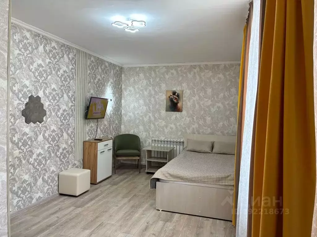 1-к кв. Чувашия, Канаш Комсомольская ул., 13 (40.0 м) - Фото 1