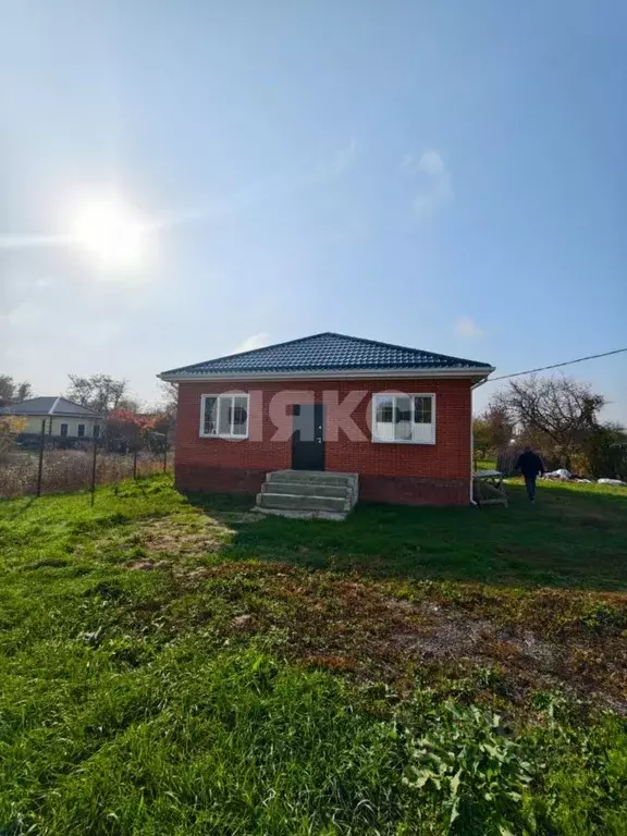 Дом в Краснодарский край, Кореновский район, Платнировское с/пос, ... - Фото 1