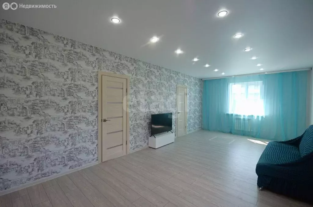 Дом в Ялуторовск, улица Червинского (75 м) - Фото 1