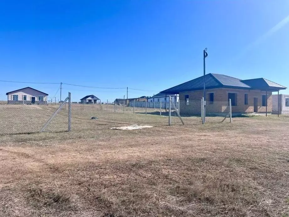 Участок в Крым, Симферопольский район, Родниковское с/пос, с. Новый ... - Фото 2