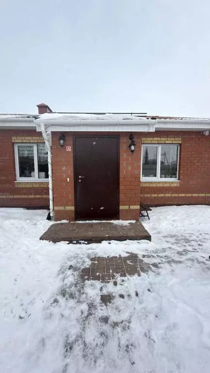 Таунхаус в Самарская область, Ставропольский район, с. Ягодное ул. ... - Фото 1