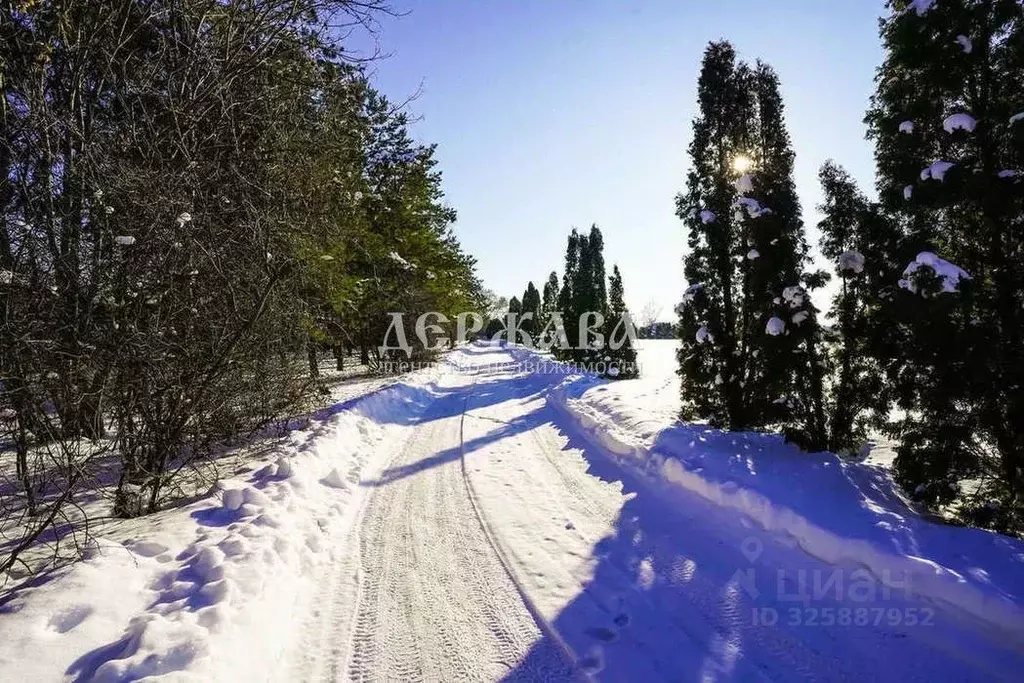 Коттедж в Белгородская область, Старооскольский городской округ, с. ... - Фото 1