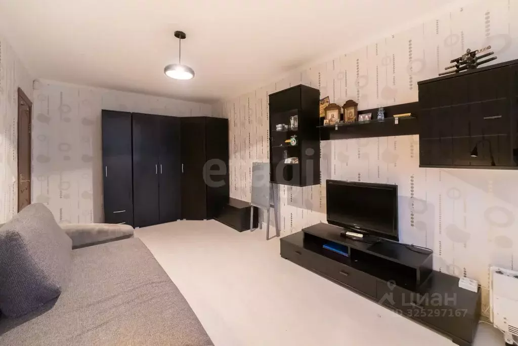 2-к кв. Калининградская область, Светлый ул. Тельмана, 4 (36.9 м) - Фото 1