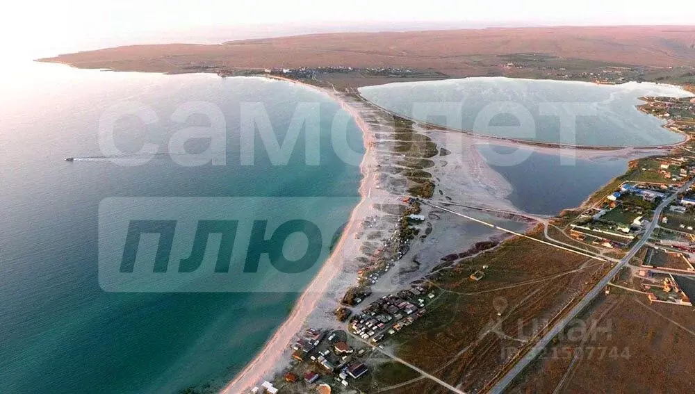 Участок в Крым, Черноморский район, Межводненское с/пос, с. Снежное ... - Фото 2