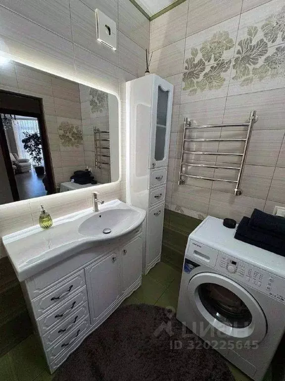 2-к кв. Краснодарский край, Геленджик ул. Грибоедова (91.0 м) - Фото 1