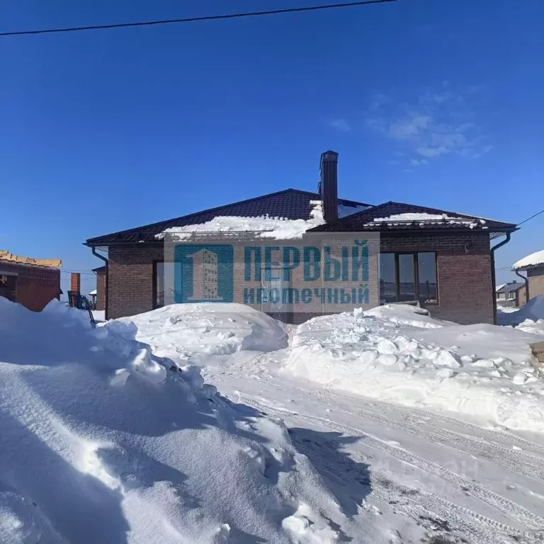 Дом в Марий Эл, Медведевский район, Пекшиксолинское с/пос, д. Шоядур ... - Фото 2