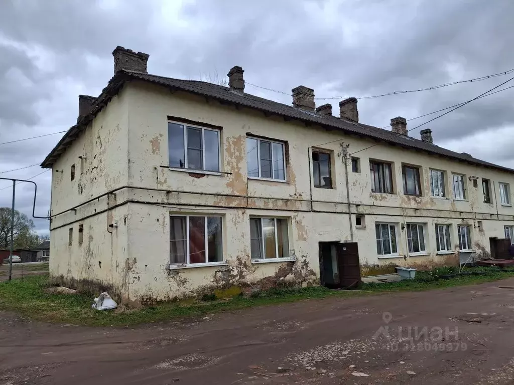 3-к кв. Новгородская область, Малая Вишера Первомайский пер., 9 (52.5 ... - Фото 0