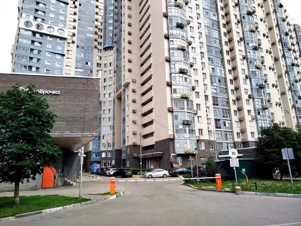 3-комнатная квартира: Красногорск, Спасская улица, 1к1 (81.5 м) - Фото 1
