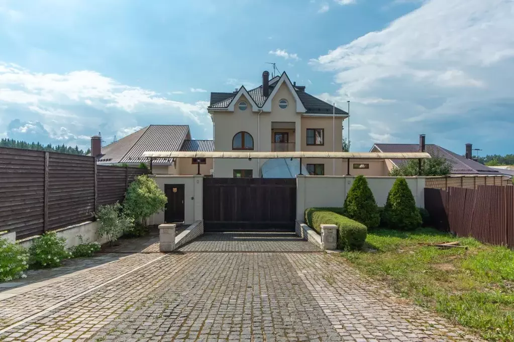 Дом в Московская область, Дмитровский муниципальный округ, с. ... - Фото 2