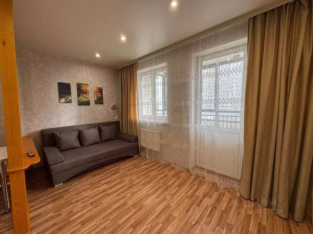 Студия Тюменская область, Тюмень ул. Парада Победы, 13 (30.0 м) - Фото 2