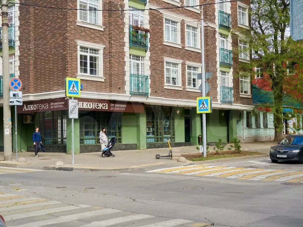 4-к. квартира, 130 м, 7/10 эт. - Фото 1