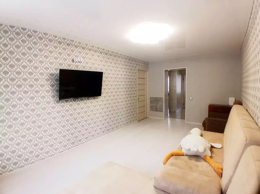 3-к кв. Пермский край, Пермь Заречная ул., 145 (61.2 м) - Фото 2