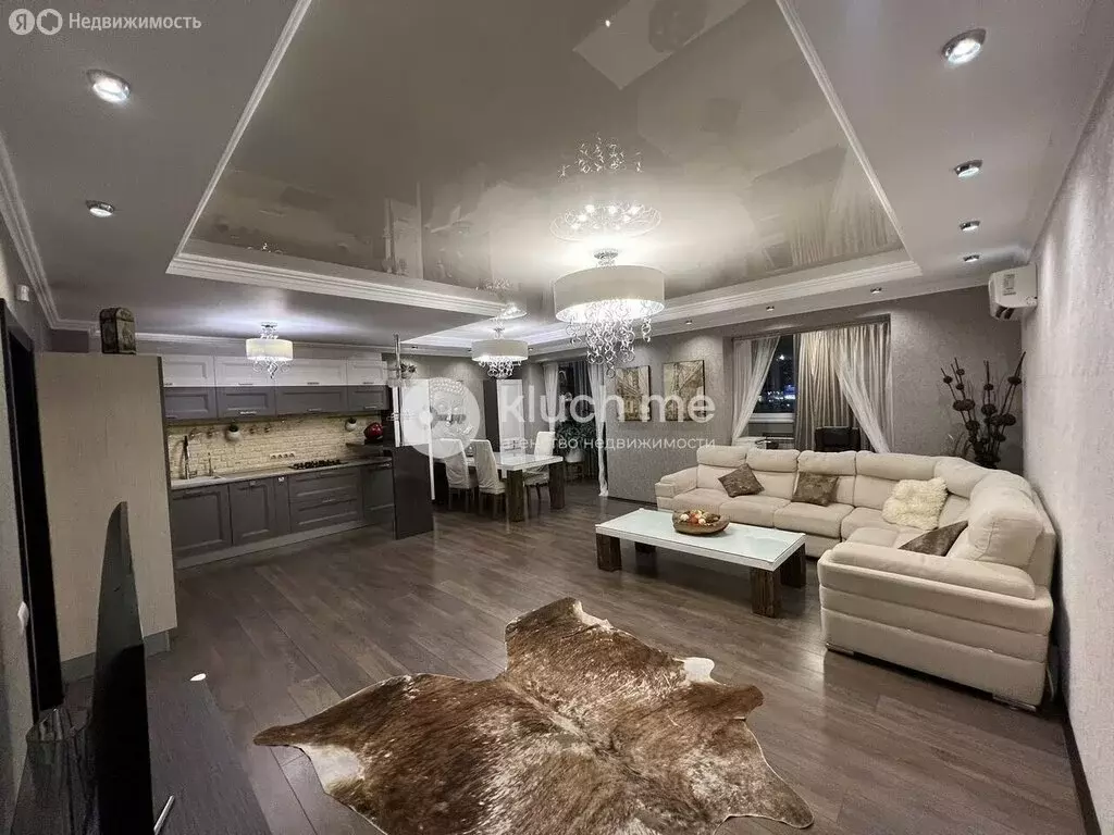 4-комнатная квартира: Казань, улица Адоратского, 2 (132 м) - Фото 2