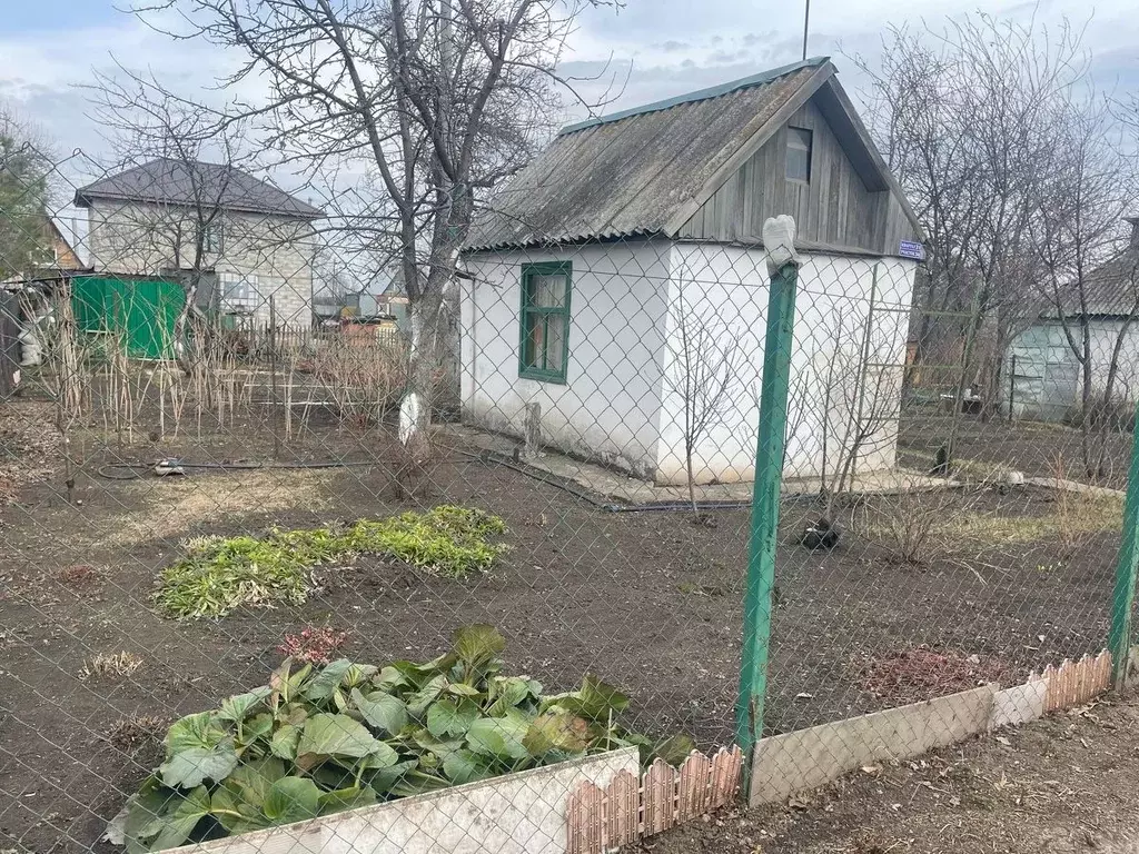Дом в Челябинская область, Челябинск Слава СНТ, 29-й кв-л, 16 (10 м) - Фото 1