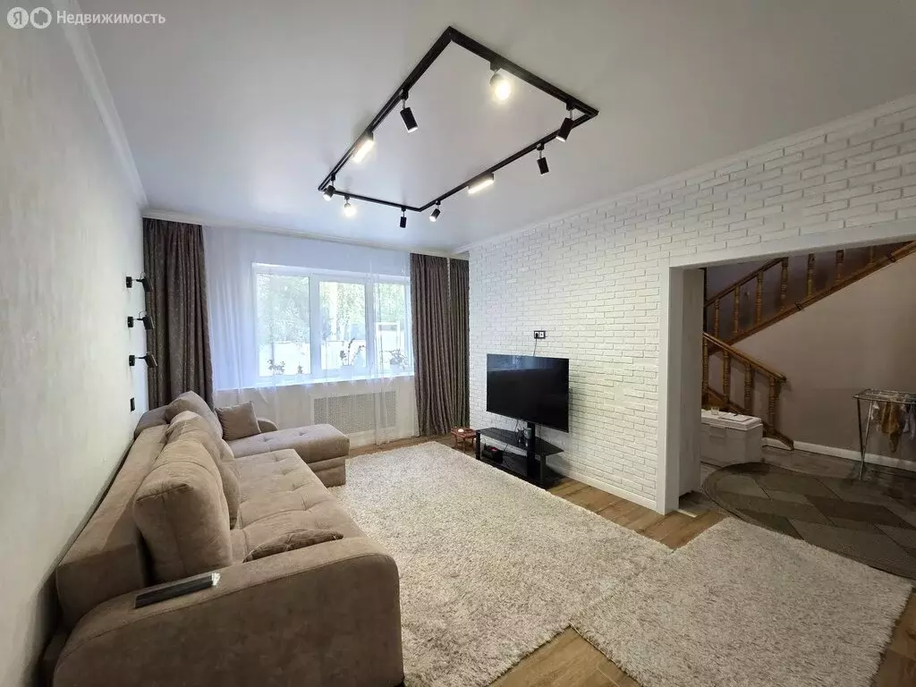 Дом в Орск, посёлок ОЗТП, улица Есенина (290.7 м) - Фото 2