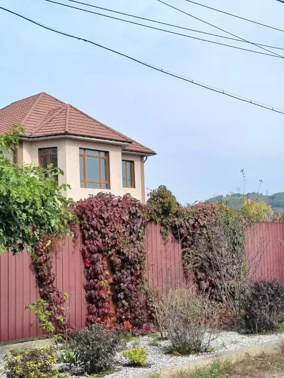 Дом в Приморский край, Находка Михайловская ул., 47 (214 м) - Фото 1