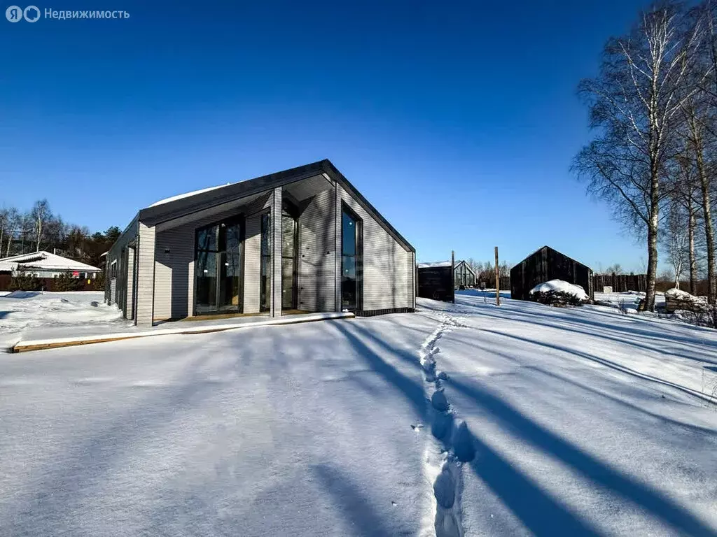 Дом в Псковский район, Тямшанская волость, деревня Большая Гоголёвка ... - Фото 1