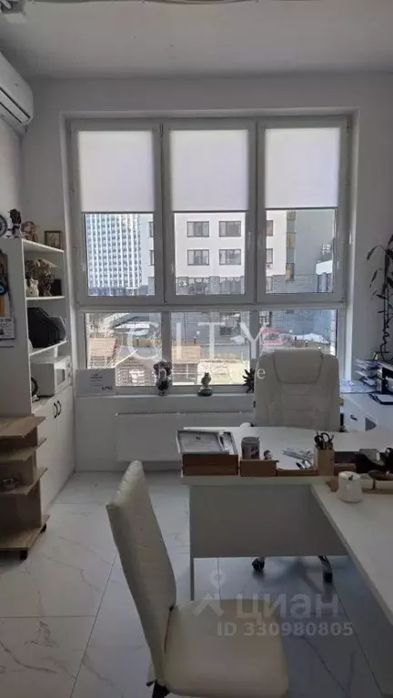 Офис в Тюменская область, Тюмень ул. Краснооктябрьская, 14 (97 м) - Фото 1