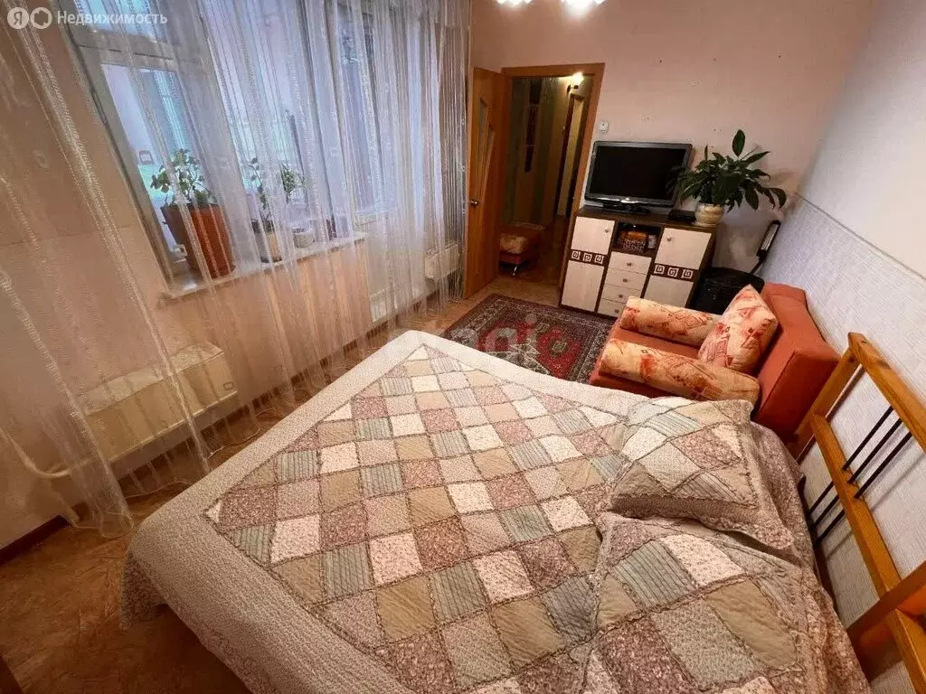 2-комнатная квартира: Пермь, улица Кронита, 4/2 (54.3 м) - Фото 0