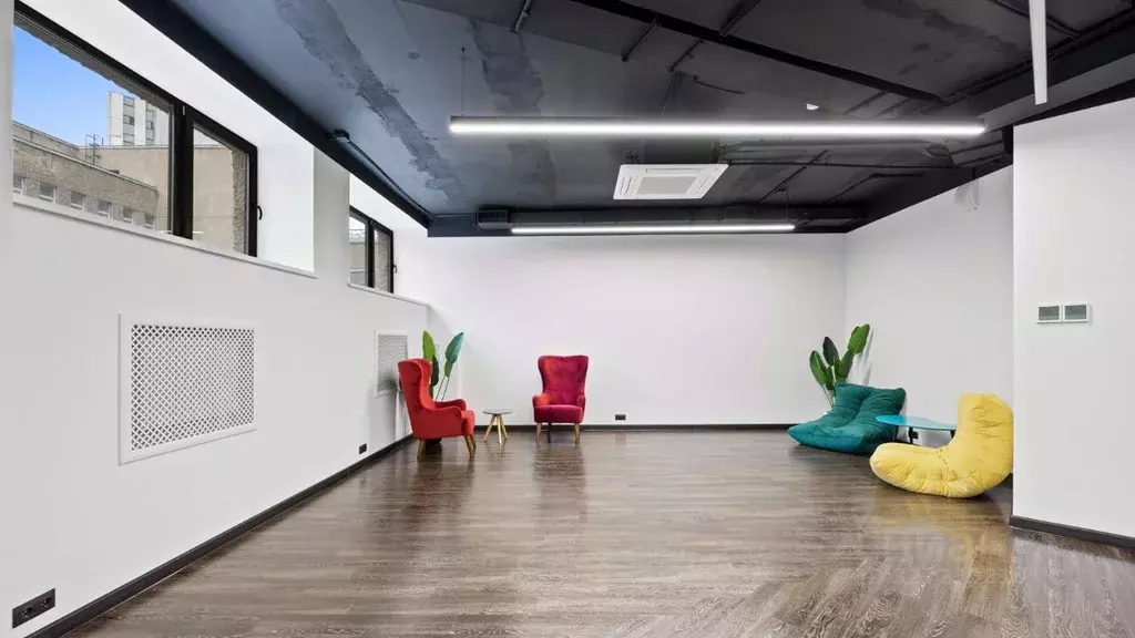 Офис в Санкт-Петербург ул. Одоевского, 24К1 (140 м) - Фото 2