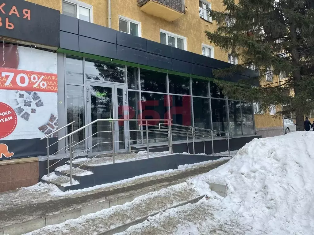 Помещение свободного назначения в Омская область, Омск просп. Карла ... - Фото 0