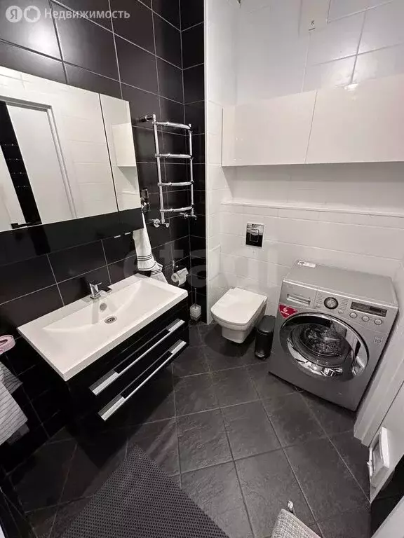 1-комнатная квартира: Пермь, улица Олега Кошевого, 40 (52.4 м) - Фото 1