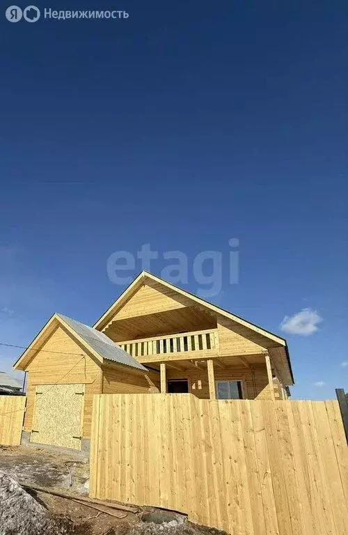 Дом в село Эрхирик, улица Агвана Доржиева (228 м) - Фото 1