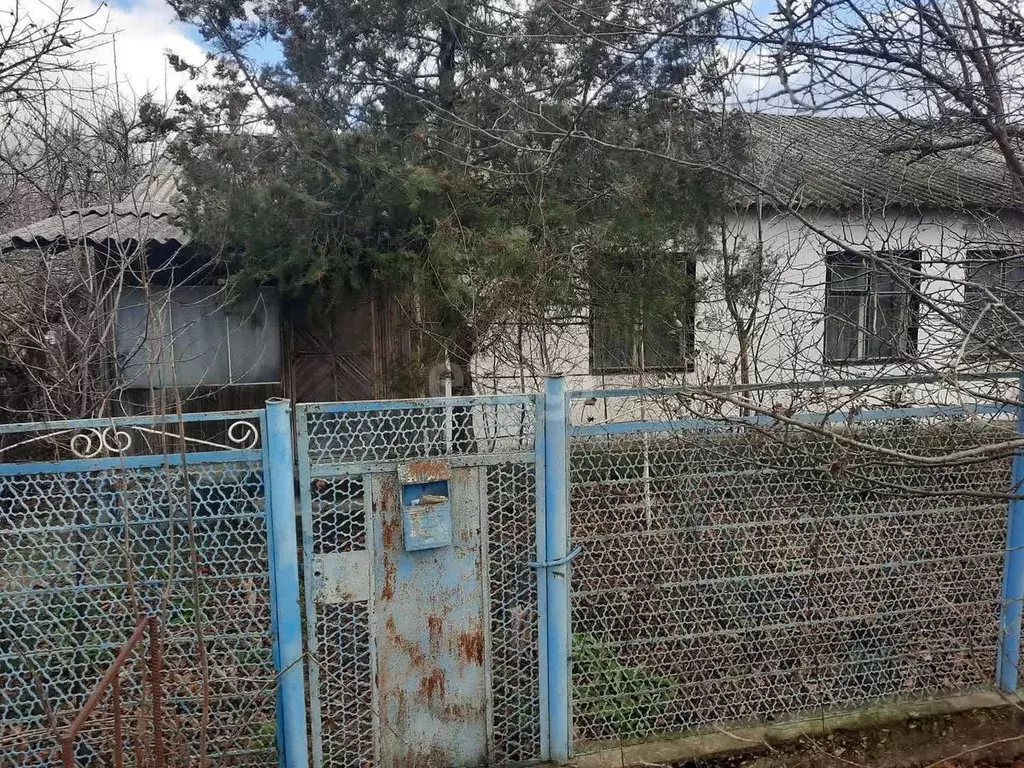 Дом в Краснодарский край, Новороссийск городской округ, Раевская ст-ца ... - Фото 0
