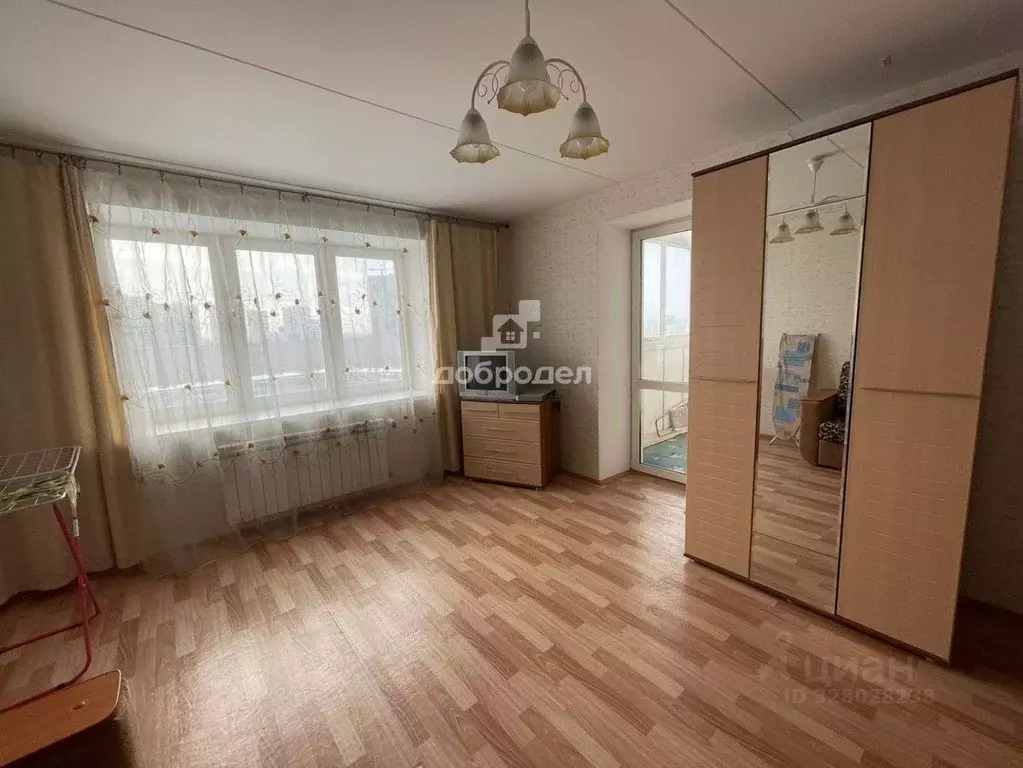 1-к кв. Свердловская область, Екатеринбург ул. Токарей, 64А (49.0 м) - Фото 1