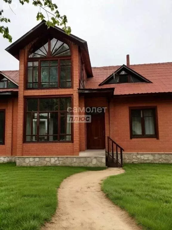 Дом в село Ключи, улица имени Савченко, 55Б (259.5 м) - Фото 1