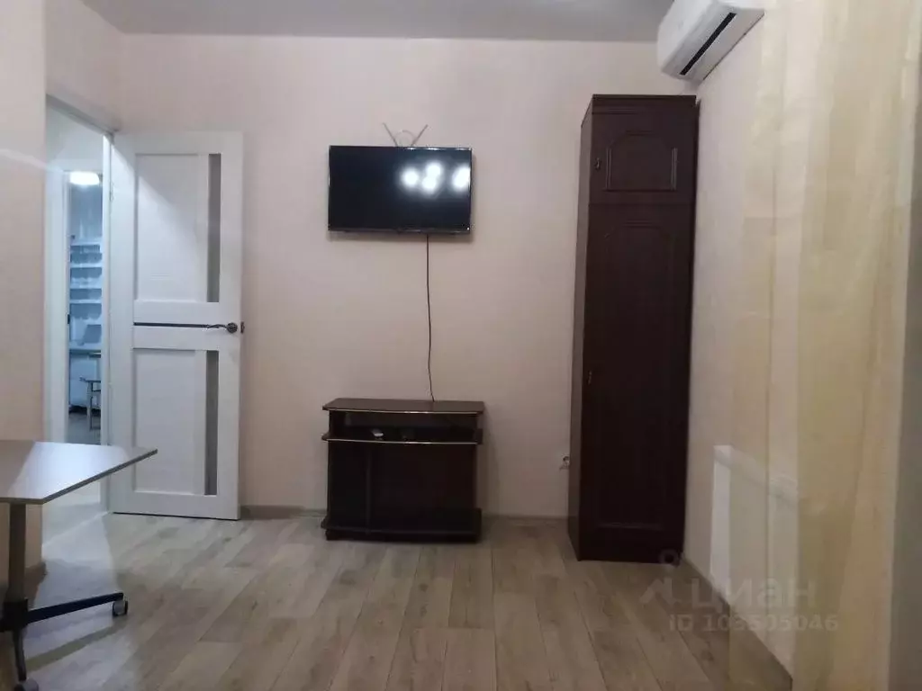 2-к кв. Волгоградская область, Волгоград ул. Гаря Хохолова, 13 (40.0 ... - Фото 1